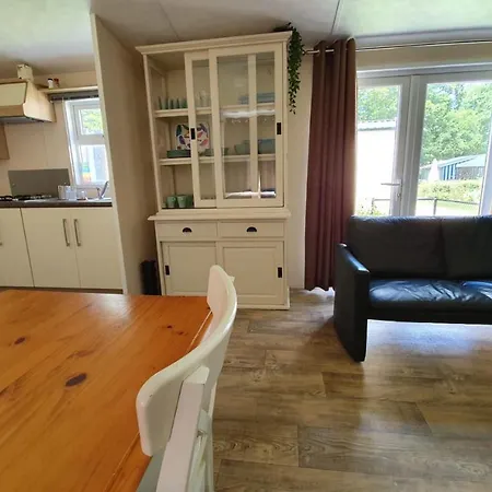 木屋 Kijkduin - 711 *